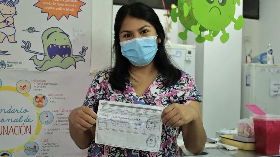 La campaña de vacunación para hacer frente a la pandemia de Covid-19 avanza sin pausa en Jujuy.
