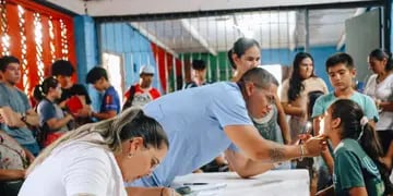 Operativo Vuelta al Cole Sano en el barrio Guaraní  de Eldorado