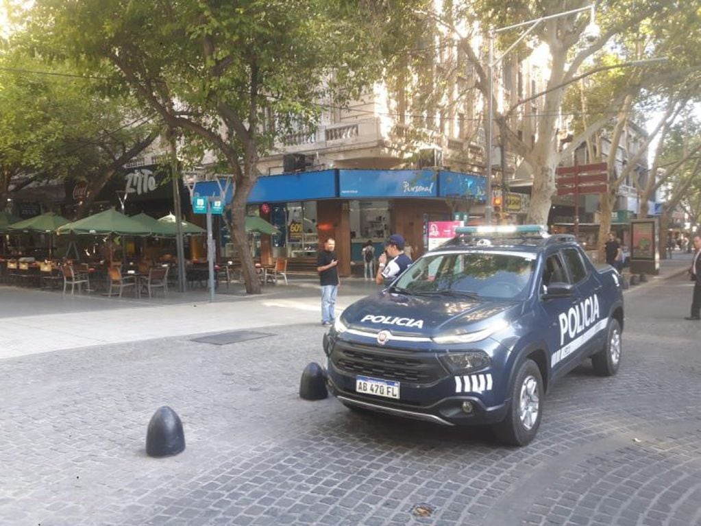 Policía de Mendoza.