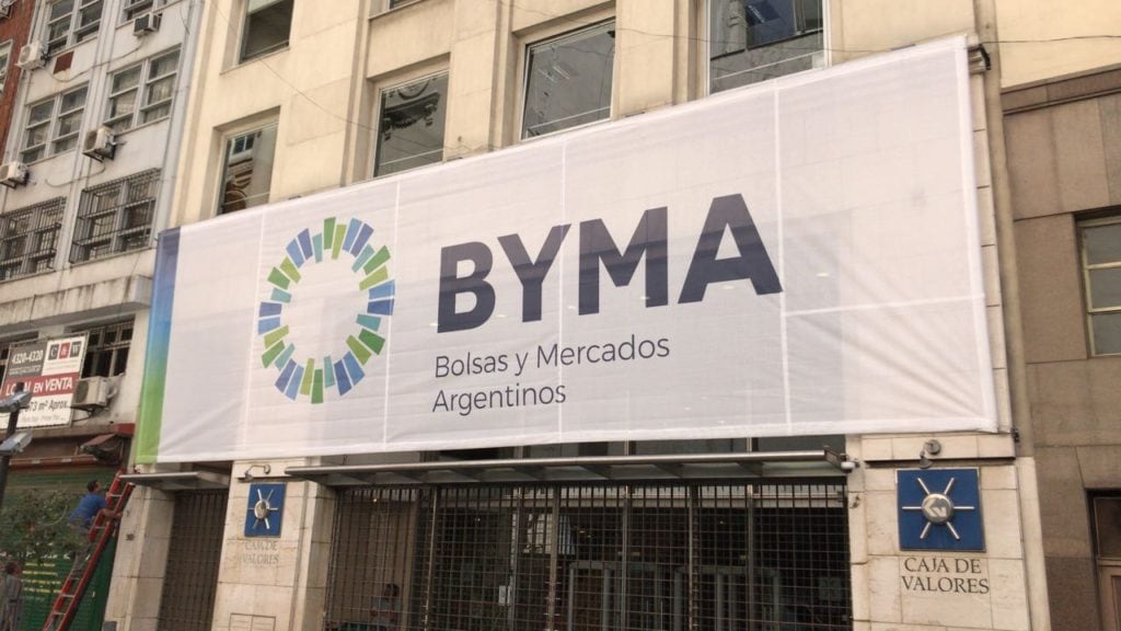 BYMA abrió puestos de trabajo híbridos y presenciales.