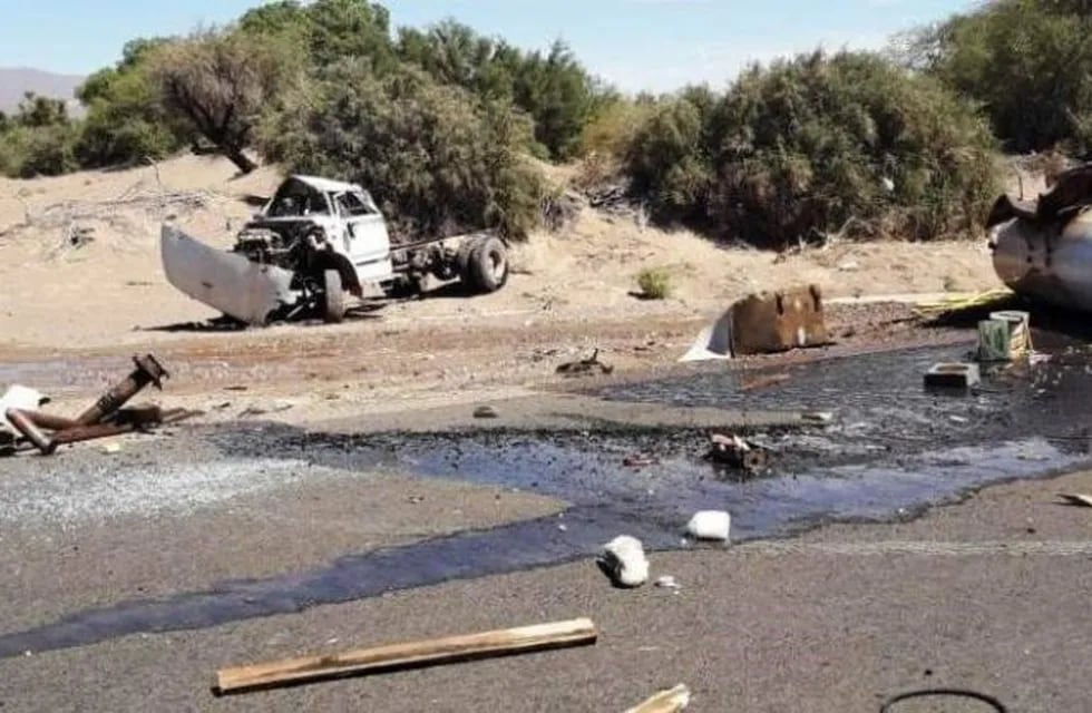 El tanque se desprendió del chasis y causó el accidente.