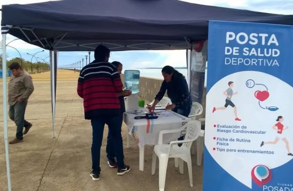 El municipio de Posadas instaló una posta de salud deportiva. (Foto: Municipalidad)