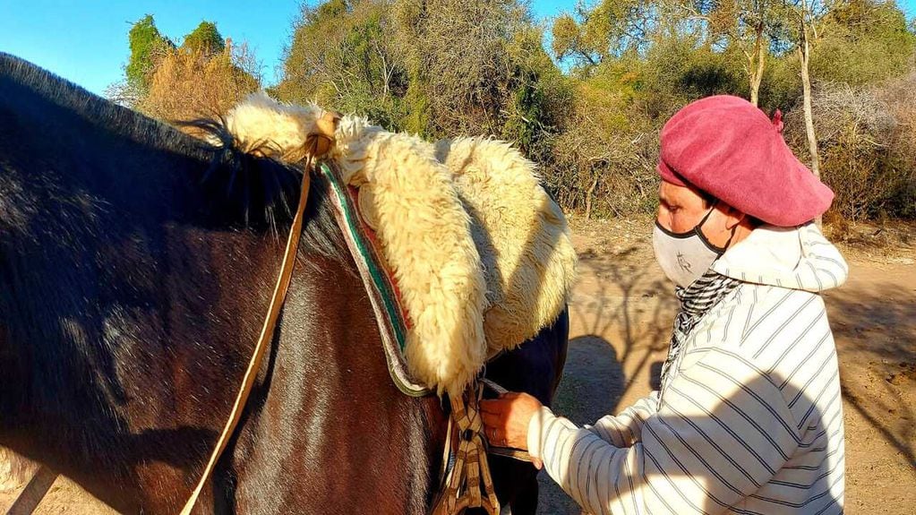 "Cabalgatas Ansenuza" cuenta con ochos caballos para compartir experiencias en torno a la naturaleza y la identidad de su gente.