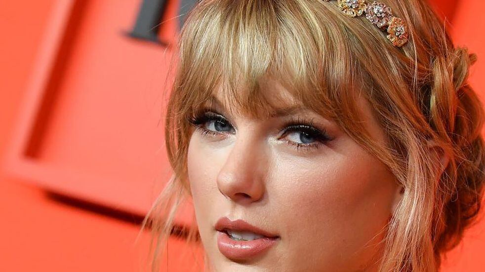 Publicaron un video de Taylor Swift bajo los efectos de la anestesia