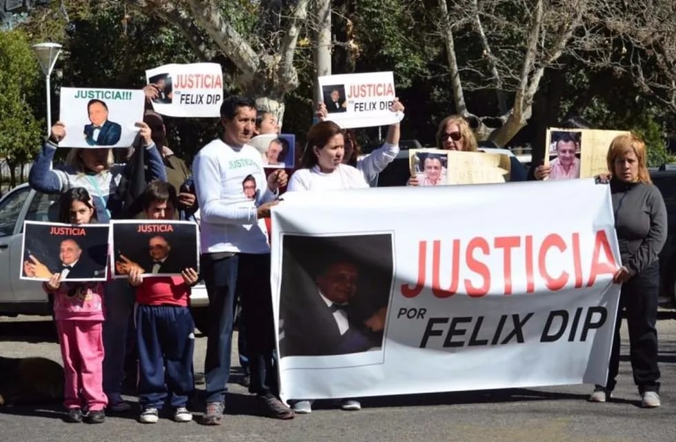 Familiares y amigos de Felix Dip marcharon para pedir justicia nuevamente. Foto: Marianela Sánchez