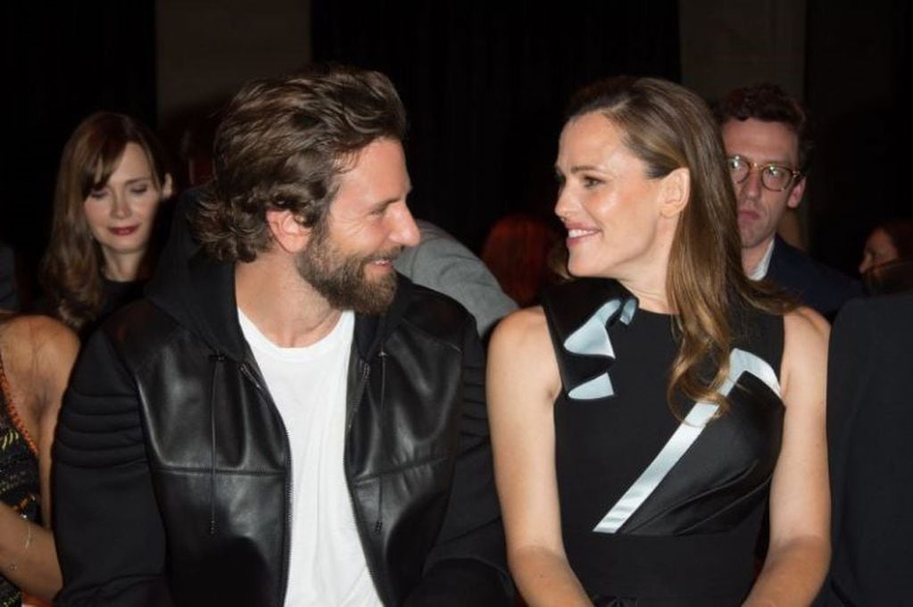 Bradley Cooper y Jennifer Garner juntos. (Web)