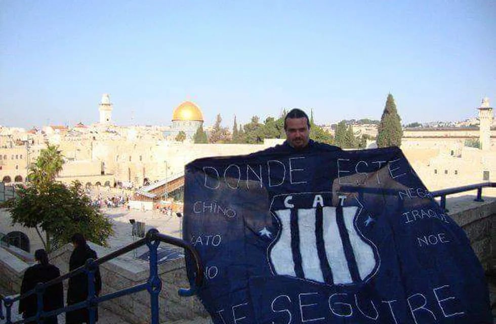 El cordobés Diego Samban vive en Israel y no dudó en volar para la final de Talleres por Copa Argentina.