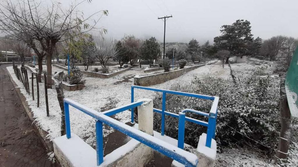 Tafí del Valle Tuvo la primera nevada del año.