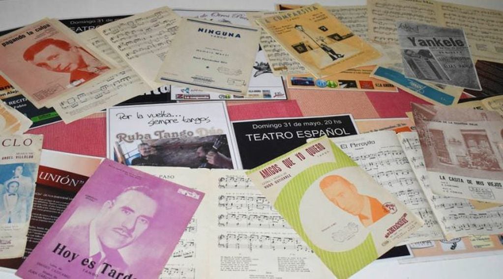 Una vida rodeada de partituras, la mayoría de tango (Facebook)