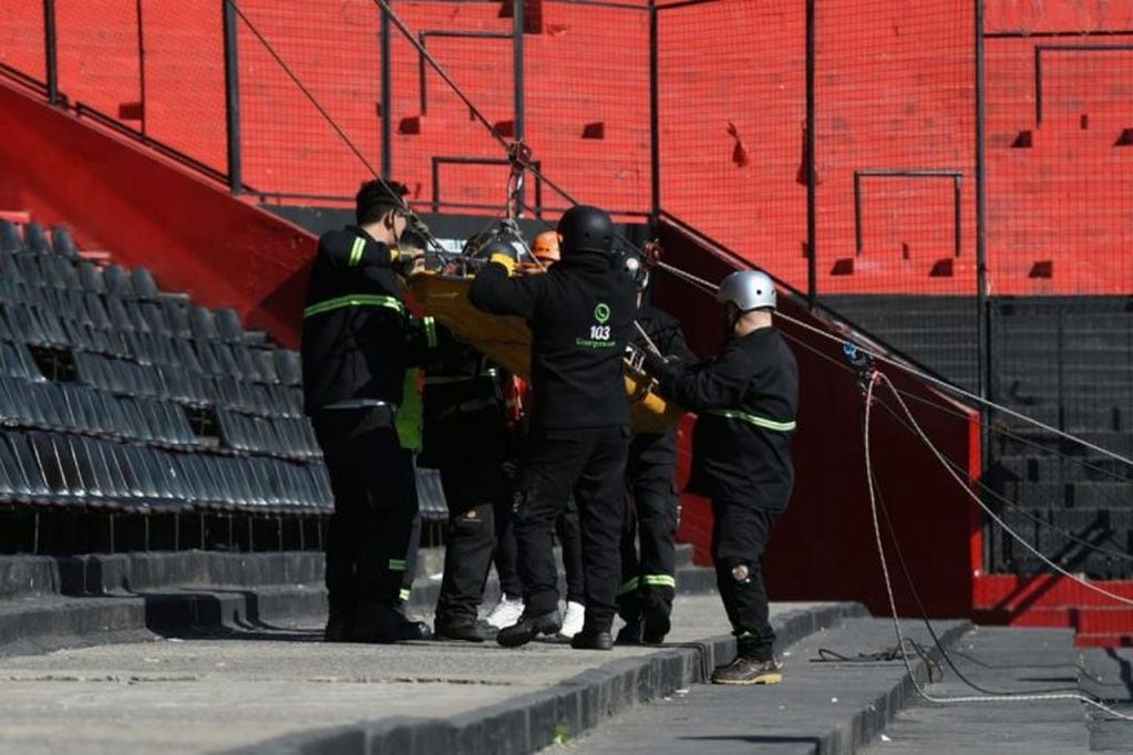 Simulacro de emergencia en el estadio Marcelo Bielsa. (@CANOBoficial)