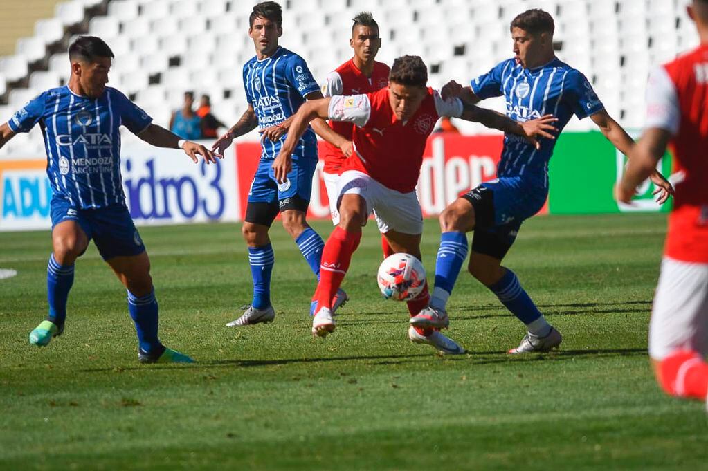 Godoy Cruz vs. Independiente. Foto: José Gutiérrez