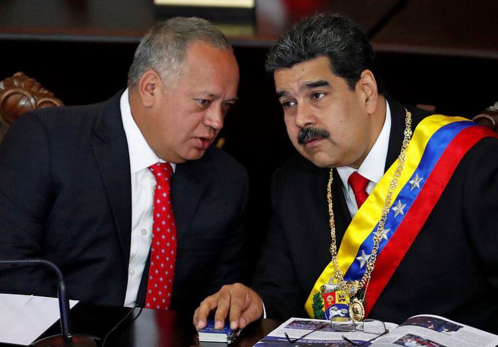 Diosdado Cabello y Nicolás Maduro. (REUTERS).
