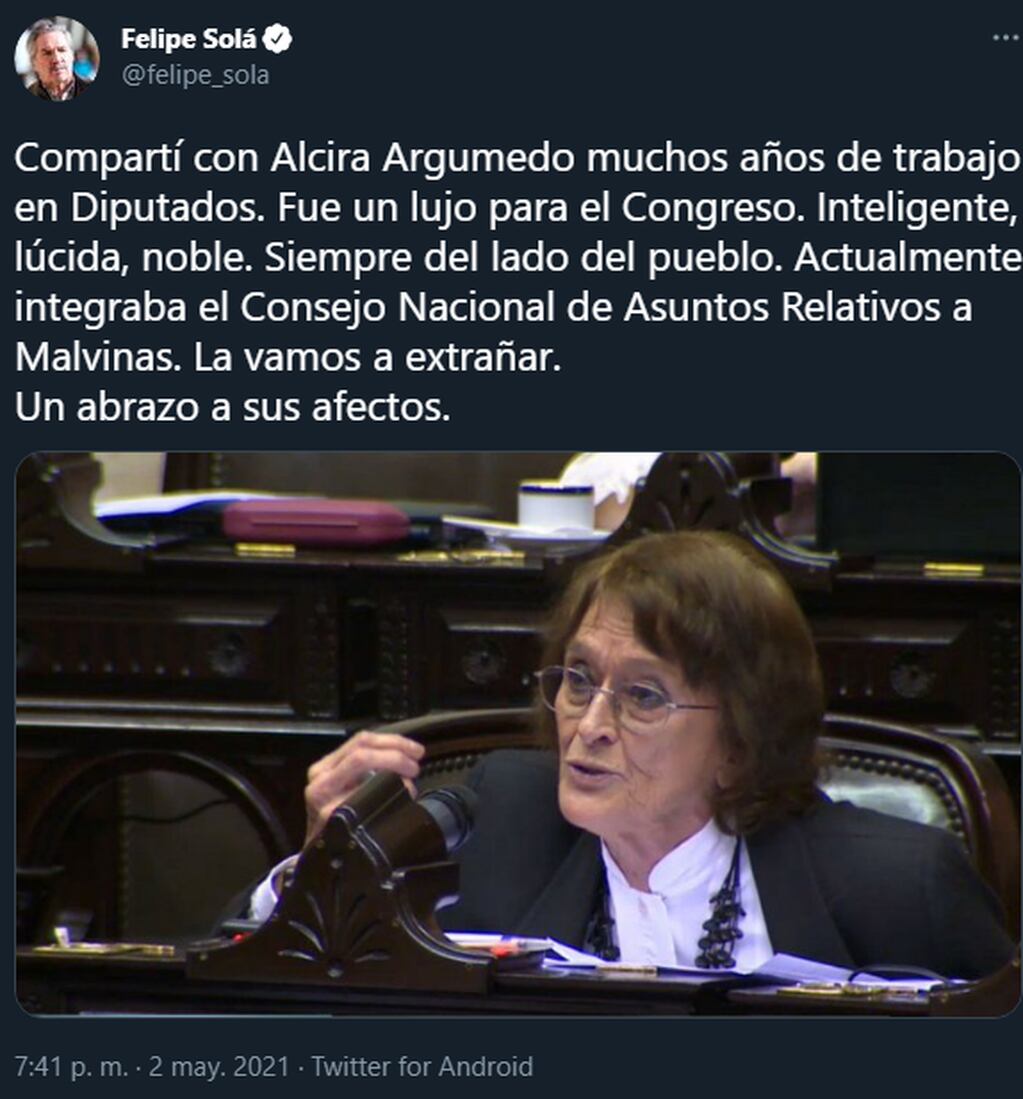 Cristina Kirchner y funcionarios del Gobierno nacional despidieron a Alcira Argumedo (Foto: Twitter)