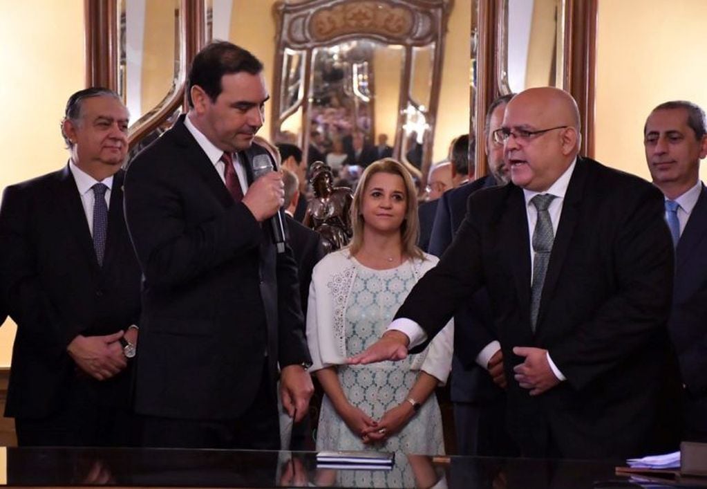 Carlos Vignolo asumió como Secretario General