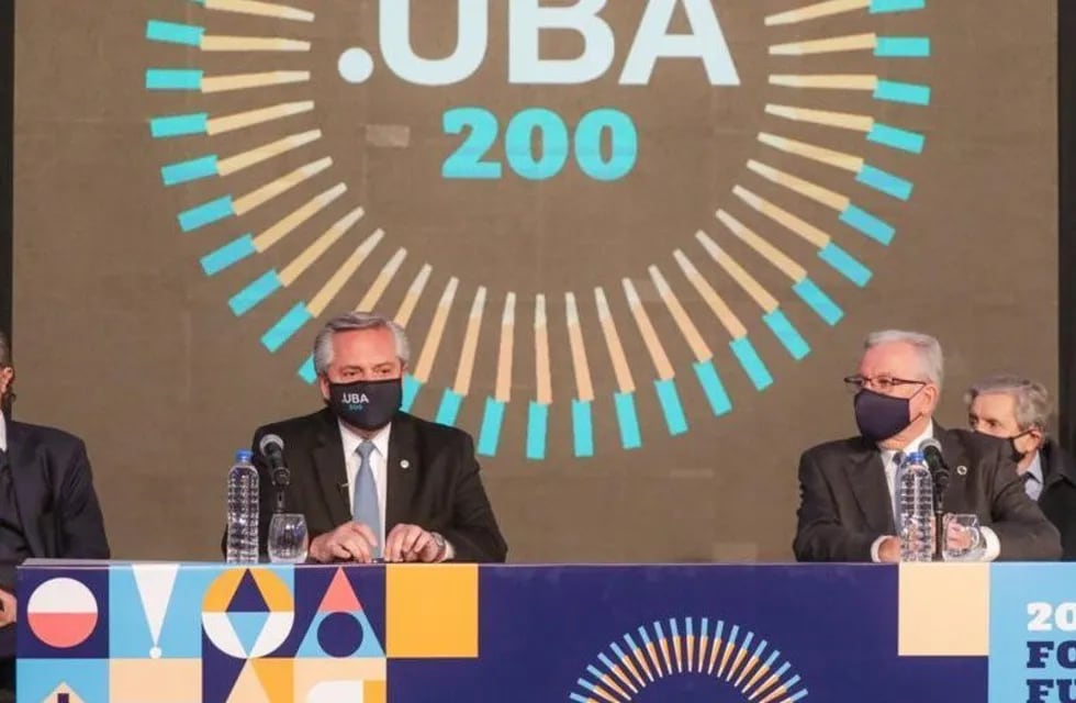 Alberto Fernández participó del aniversario de los 200 años de la UBA