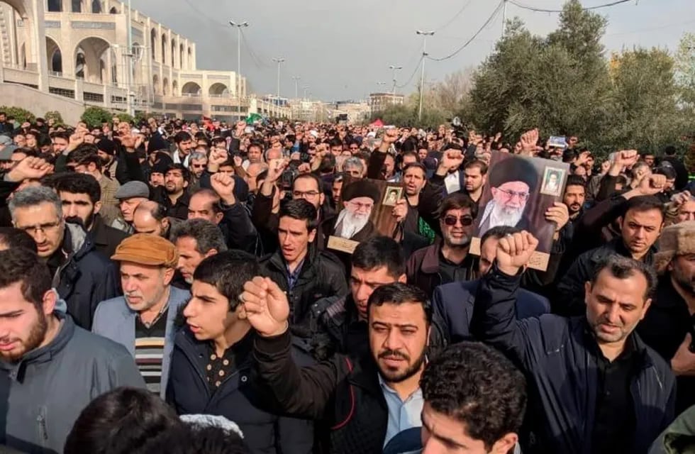 Protestas en Irán tras el asesinato del General Qassem Soleimani i, en Teherán, Iran (AP)