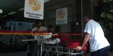 Drama fatal. El muchacho alcanzó a ser trasladado al Policlínico Policial  de Córdoba, pero los médicos no pudieron salvarle la vida. (La Voz / Archivo)