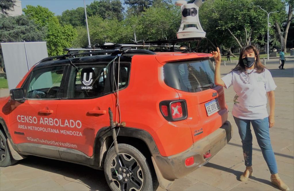 El vehículo equipado con tecnología LIDAR y una cámara de 360 grados que realizará un mapeo de la masa forestal de la Ciudad. Gentileza MCM