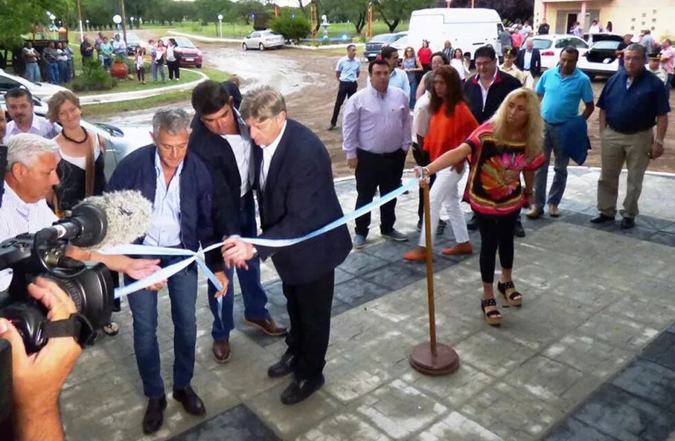 Inauguraciones en Loventuel (Gobierno de La Pampa)