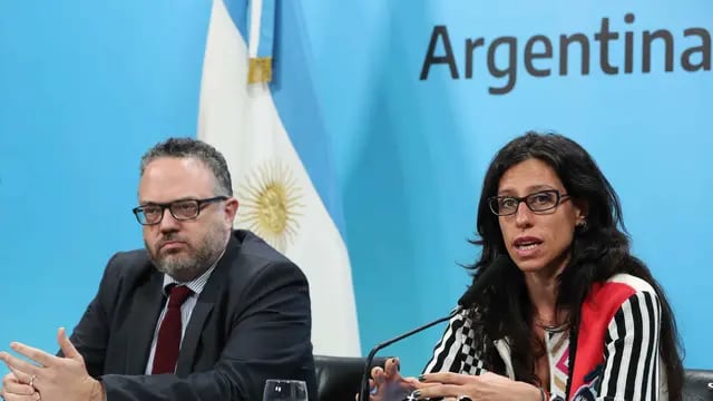 Ministro de Desarrollo Productivo, Matías Kulfas, y la secretaria de Comercio Interior, Paula Español. (Presidencia).