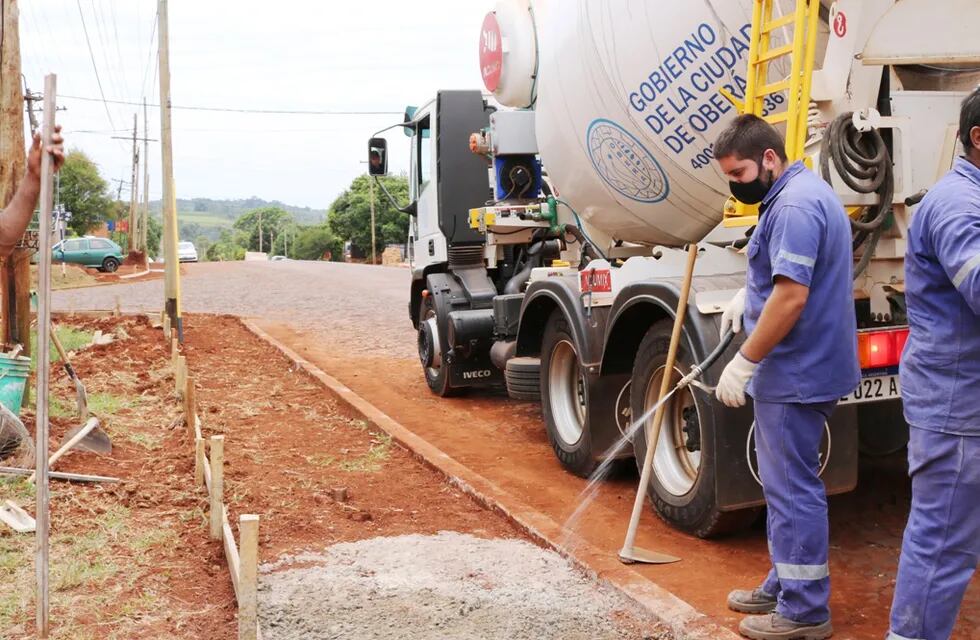 Oberá realiza obras de infraestructura en el casco céntrico y barrios periféricos