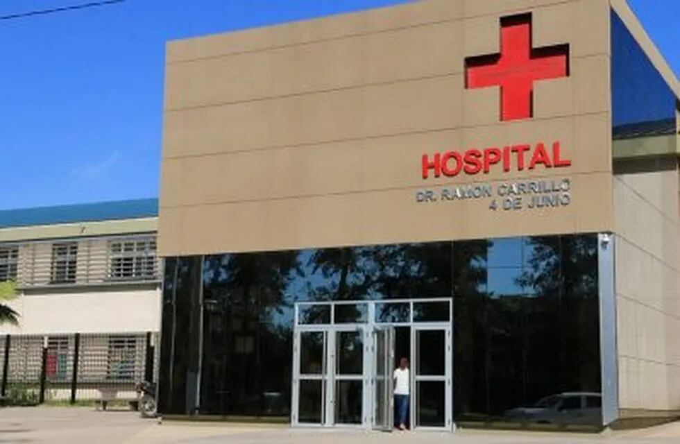 Como consecuencia de las lesiones, ambas víctimas debieron ser atendidas en el Hospital termal. (Prensa Policía del Chaco)