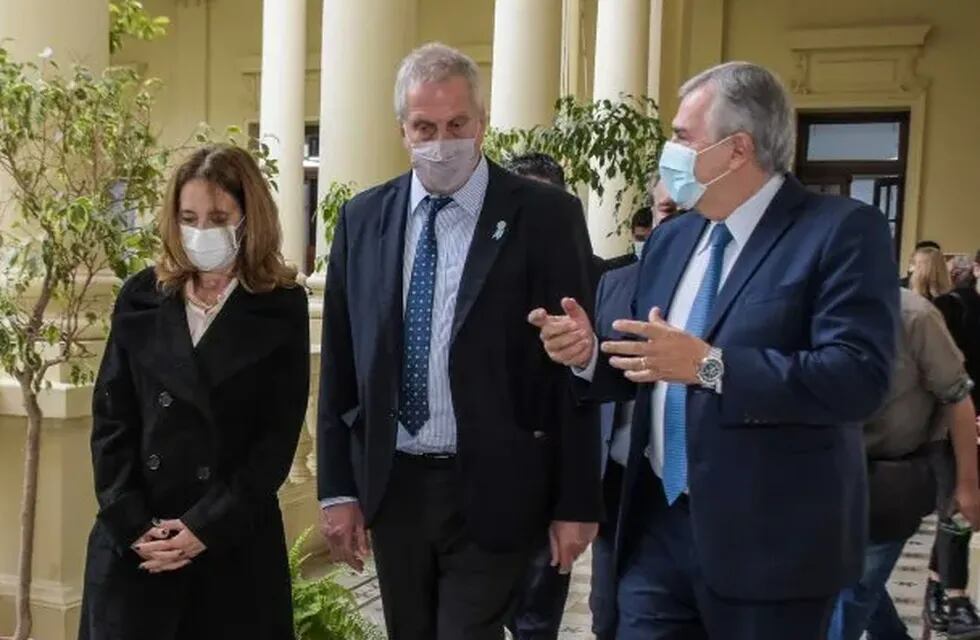 El ministro de Educación de la Nación Jaime Perczyk fue recibido en la Casa de Gobierno de Jujuy por el gobernador Morales y la ministra María Teresa Bovi.