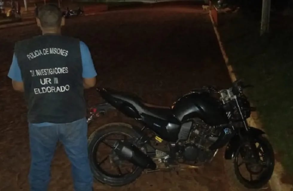 Motocicleta recuperada en Eldorado