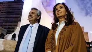 FRENTE. Alberto Fernández y Cristina Fernández de Kirchner en Rosario, en 2019. (La Voz/Archivo)