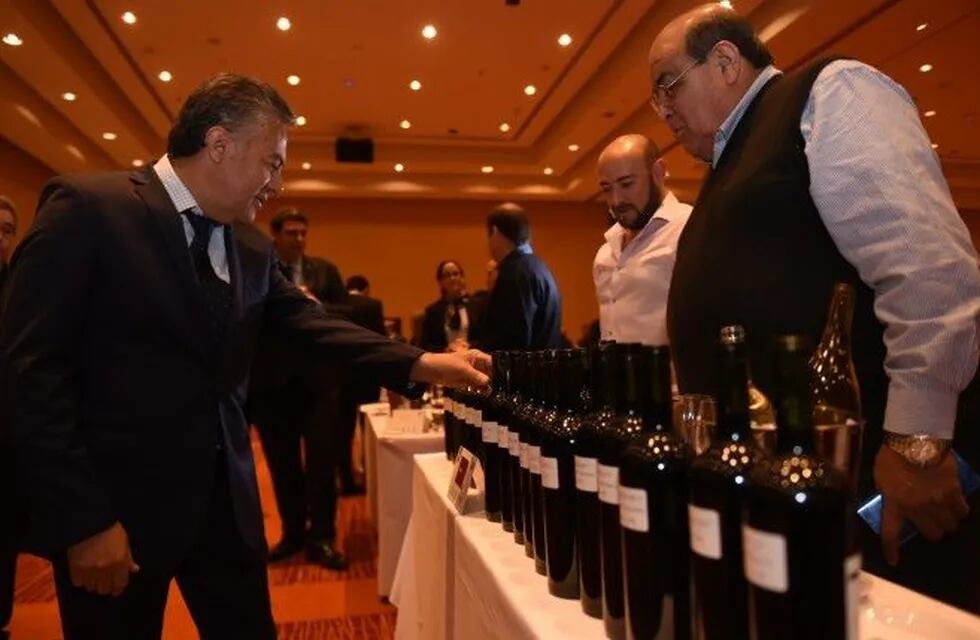 Alfredo Cornejo destacó la venta que se realizó durante el Encuentro Internacional de Compradores de Vino a Granel.