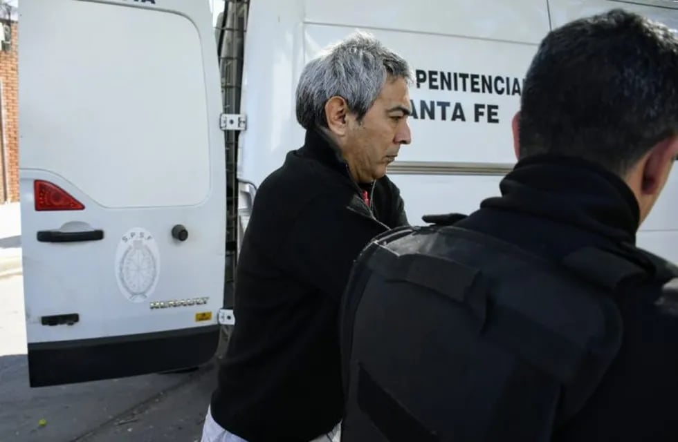 El comisario de la Policía Federal, Mariano Valdés, aseguró que trató de proteger a Roxana González durante el enfrentamiento que protagonizó en la autopista Rosario-Buenos Aires. (Juan José García)