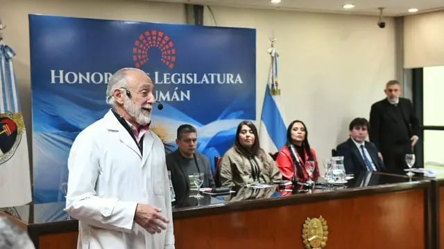 El doctor Alfredo Miroli ofreció una conferencia en la Legislatura