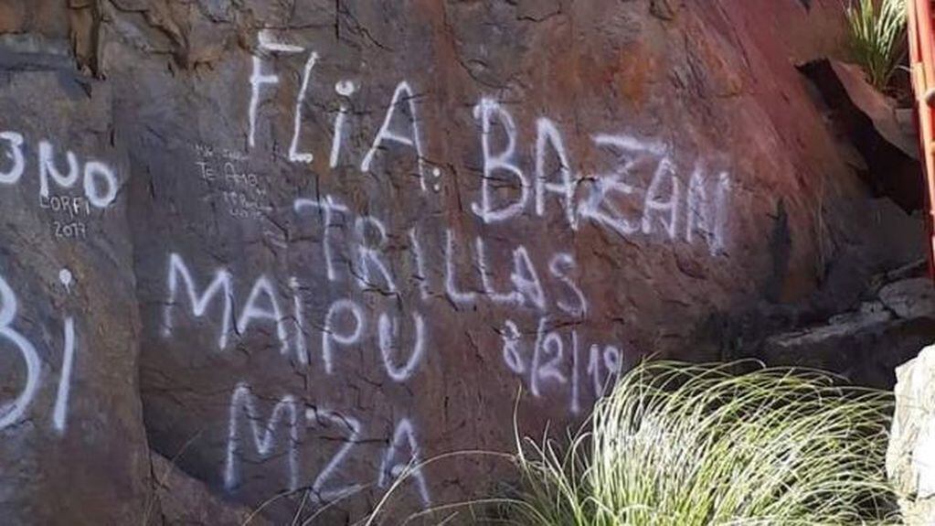 Familia maipucina dejó grafiti en San Luis.
