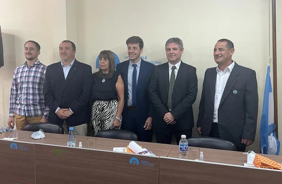 Asumieron los nuevos Concejales en Pérez: Rojas vuelve a ser el Presidente del Concejo Deliberante