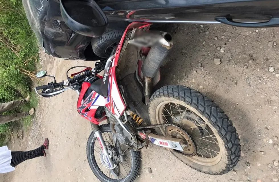 Malagueño: un motociclista con graves heridas tras embestir un vehículo