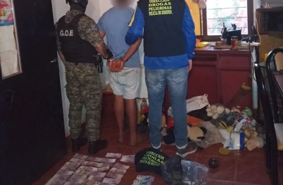 Desbaratan kiosco narco en Posadas. Policía de Misiones