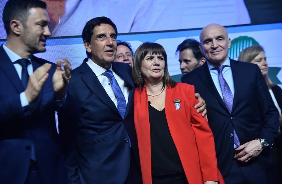 Patricia Bullrich junto a Carlos Melconian, su referente en economía. (Pedro Castillo / La Voz)