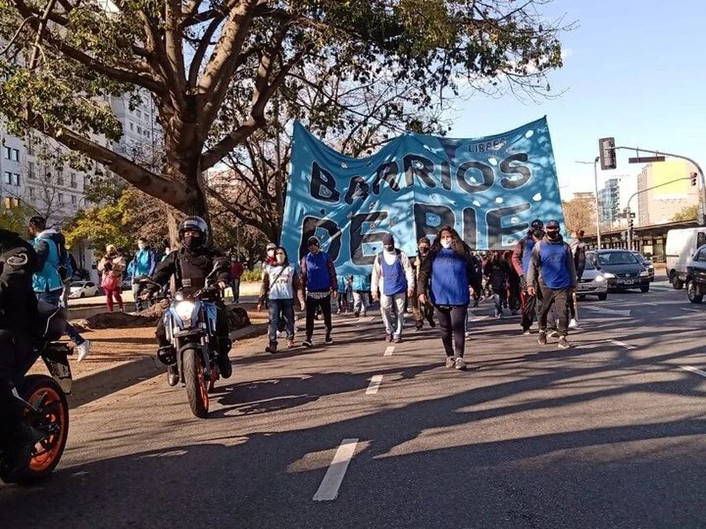 Barrios de Pie protesta frente al Ministerio de Desarrollo Social.