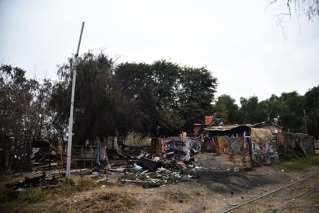 El día despúés del incendio en Villa La Tabla. (Pedro Castillo / La Voz)