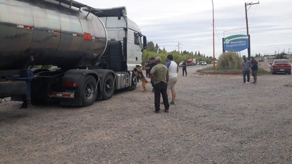 Allanamiento del camión que se dirigía a Bariloche (Río Negro)