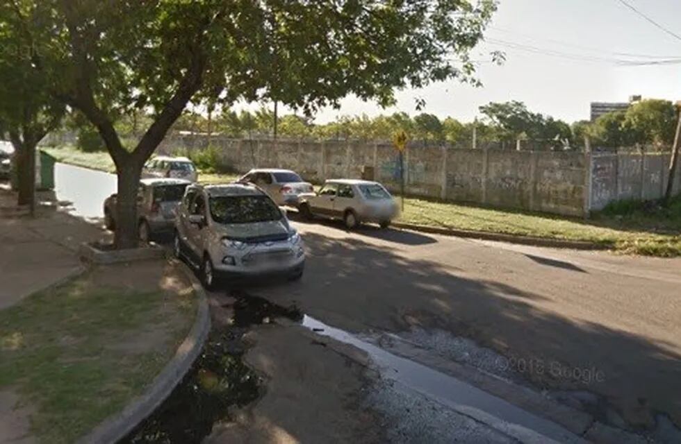 Un joven herido de bala en Andrade y Moreno. (Street View)