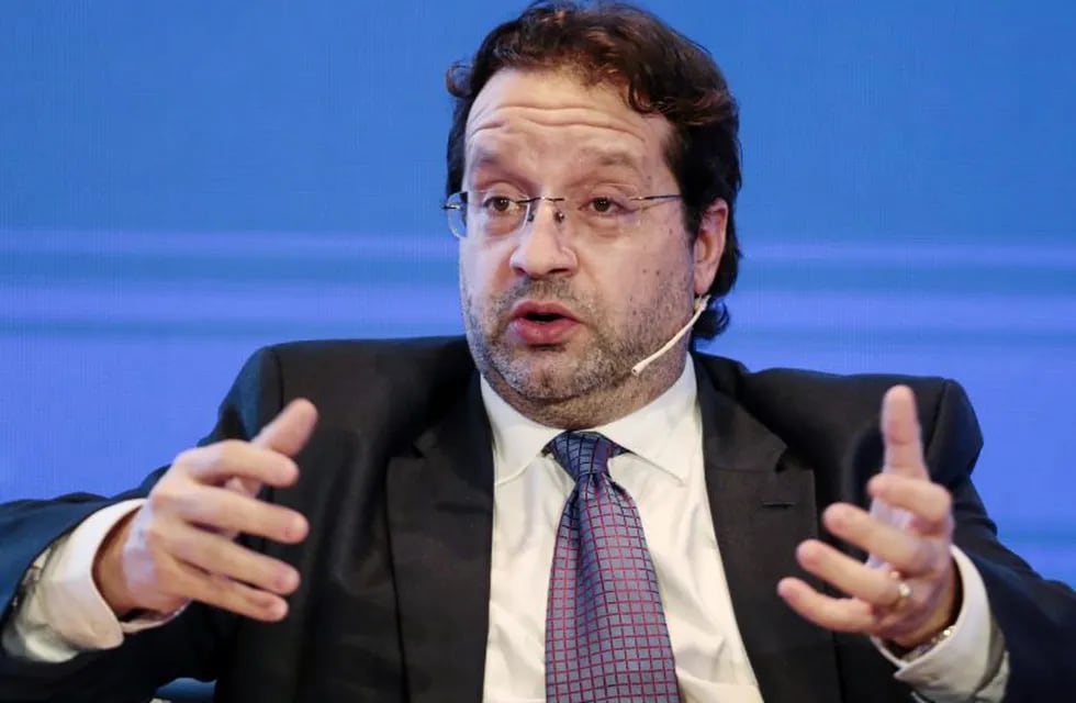 Marco Lavagna, economic adviser and son to presidential candidate Roberto Lavagna, speaks during the Institute for Business Development of Argentina (IDEA) Management Week conference in Buenos Aires, Argentina, on Tuesday, Aug. 27, 2019. Argentina's peso fell by the most in almost two weeks after opposition leader Alberto Fernandez criticized an accord with the International Monetary Fund, saying it had failed to meet any of its objectives. Photographer: Sarah Pabst/Bloomberg