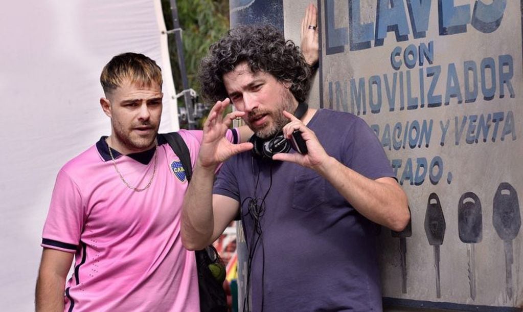 Peter Lanzani y el director Mariano Cohn (Foto: Clarín)