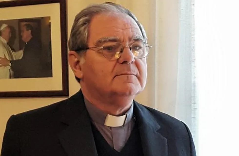 Monseñor Oscar Ojea.