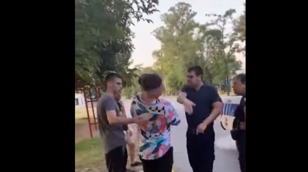 Policía agrede a un joven en Villa Mercedes, San Luis