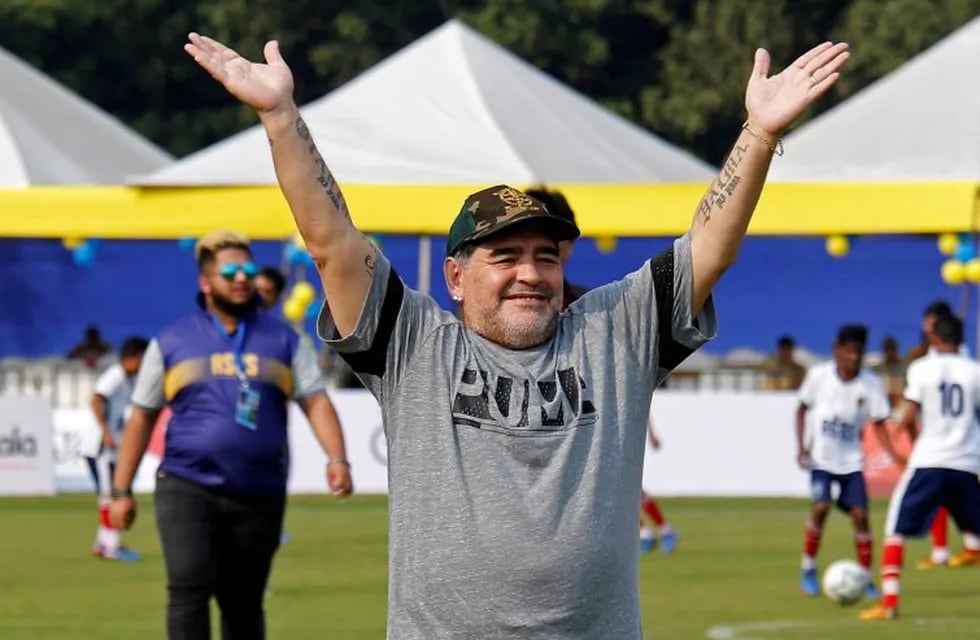 Diego Maradona revolucionó India y se animó al canto frente a miles de fanáticos. REUTERS/Rupak De Chowdhuri