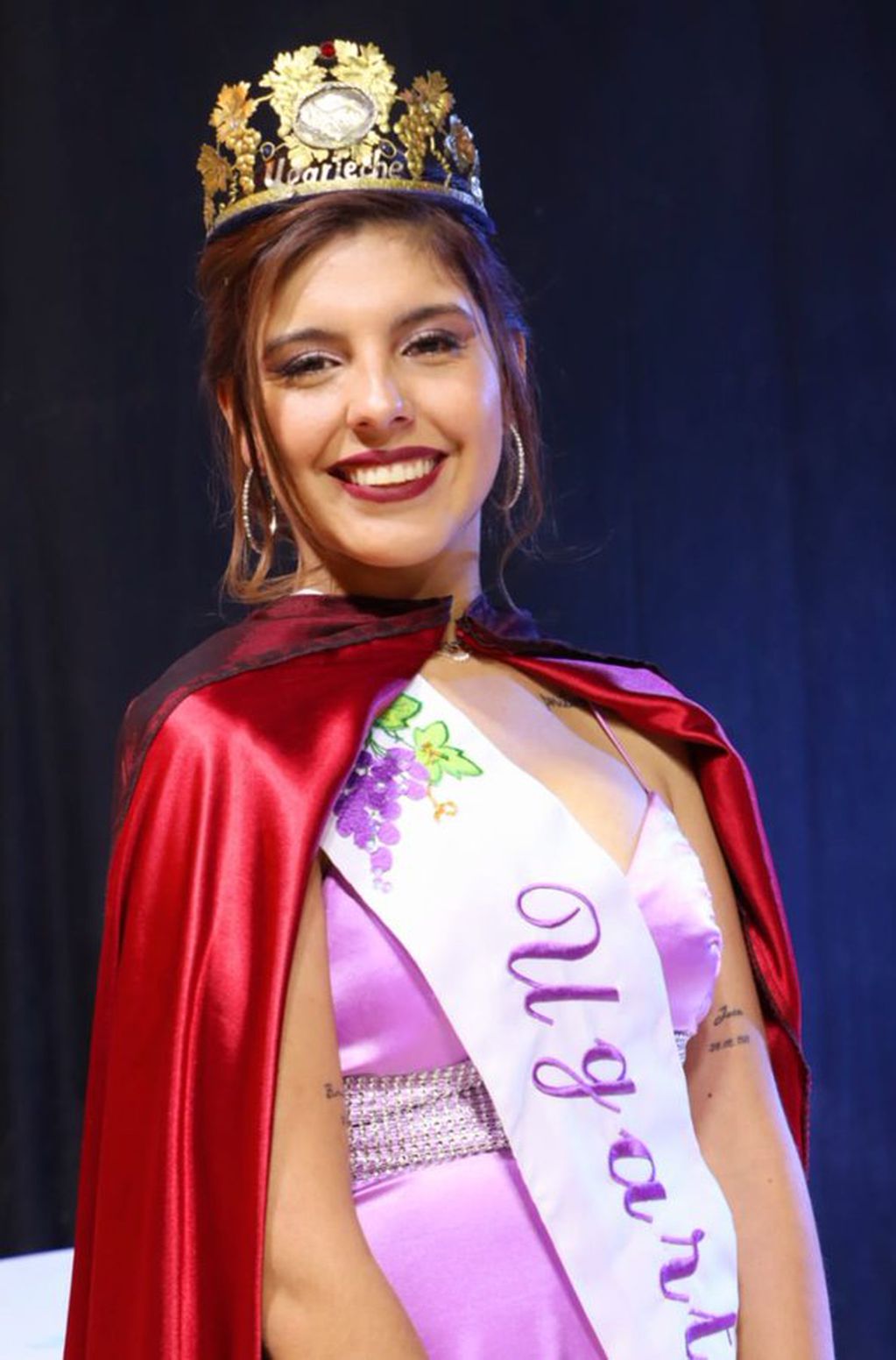 Camila Isabel Pennacchio, reina del distrito de Ugarteche.