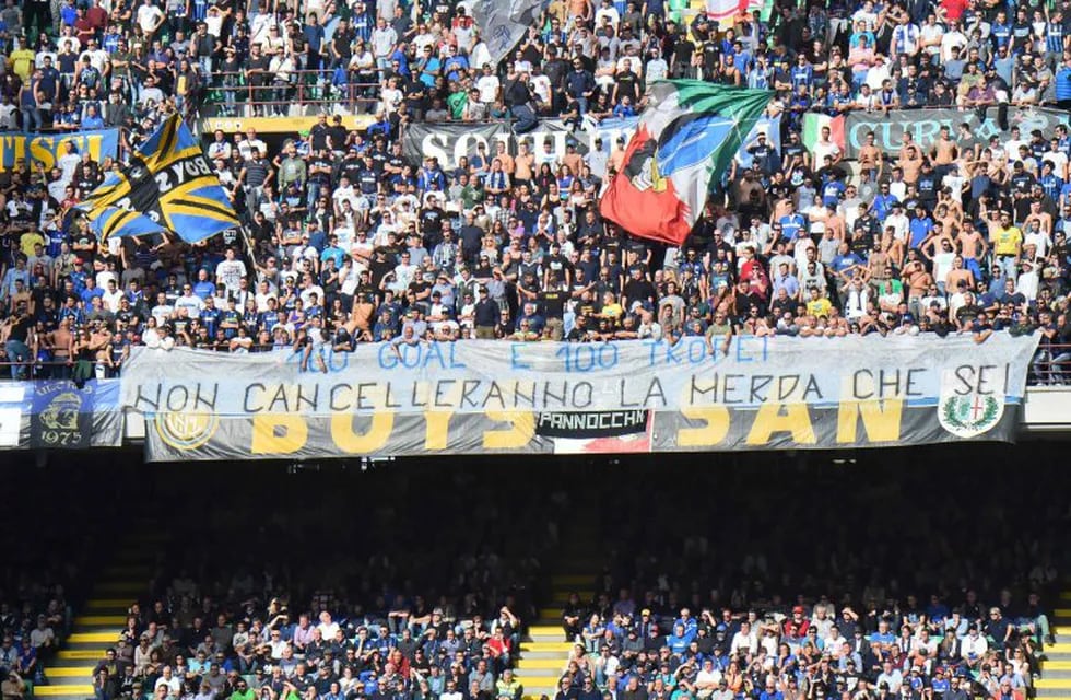 Inter Milan supporters deploy a banner against Inter Milan's forward and captain from Argentina Mauro Icardi after the release of his book 'Sempre avanti' during the Italian Serie A football match Inter Milan vs Cagliari at 