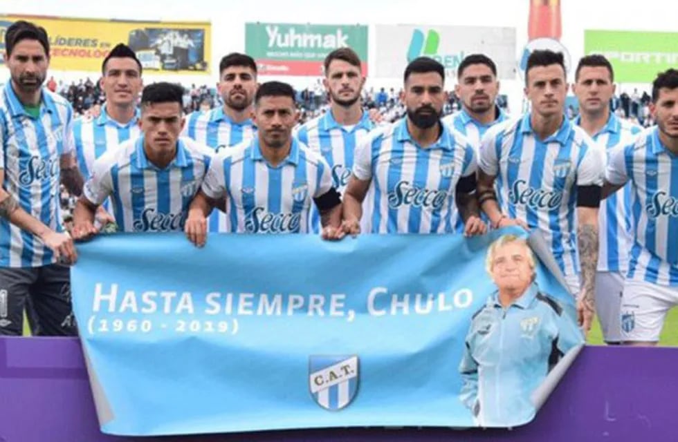 Atlético Tucumán realizó un homenaje al \