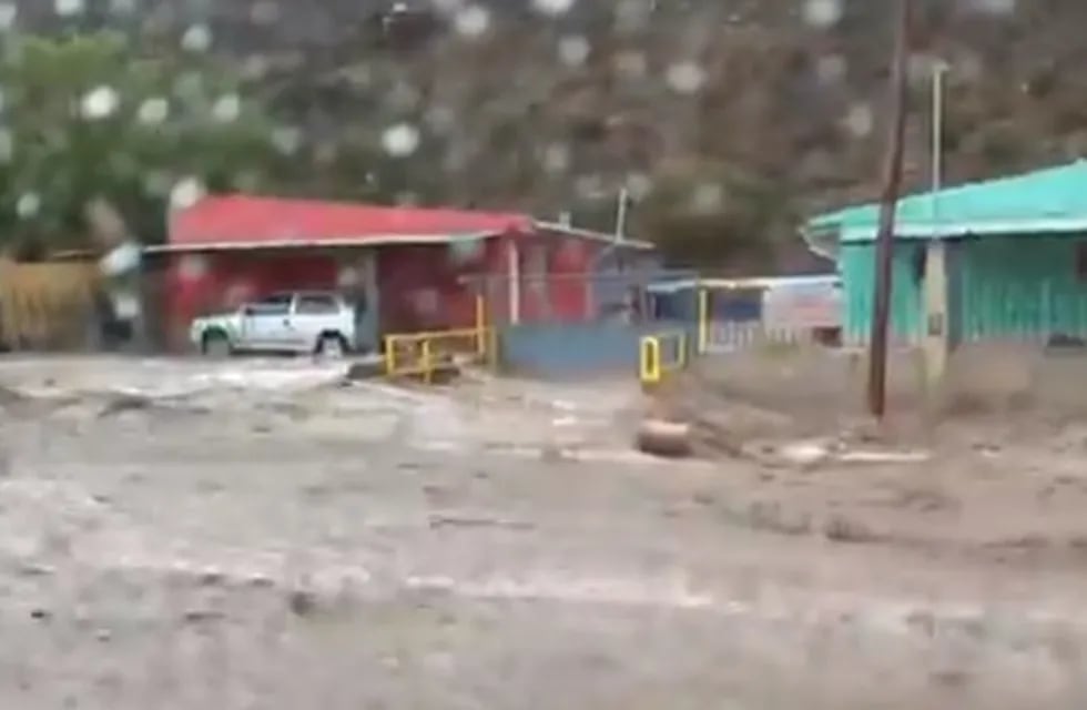 Aluvión en Potrerillos.